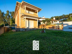 Moradia T3 - Pinheiro da Bemposta, Oliveira de Azem�is, Aveiro - Miniatura: 24/24