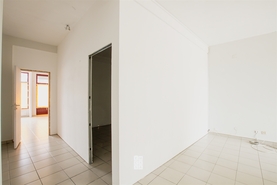 Loja T0 - Lourosa, Santa Maria da Feira, Aveiro - Miniatura: 12/12