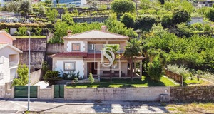 Moradia T5 - Anreade, Resende, Viseu