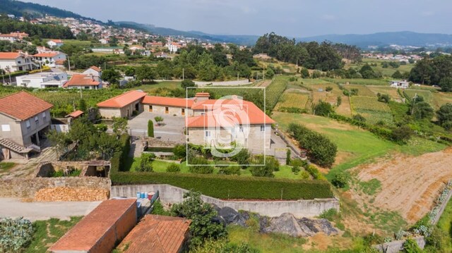 Moradia T4 - Tamel (Santa Leocádia), Barcelos, Braga - Imagem grande