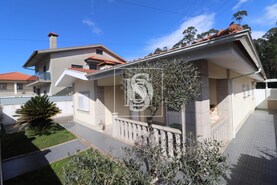 Moradia T3 - Ucha, Barcelos, Braga - Miniatura: 1/11