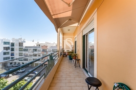 Apartamento T3 - Loul�, Loul�, Faro (Algarve) - Miniatura: 20/23