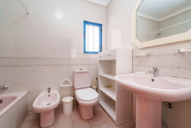 Apartamento T2 - Almancil, Loul�, Faro (Algarve) - Miniatura: 60/65