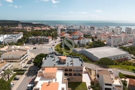 Loja - Quarteira, Loul�, Faro (Algarve) - Miniatura: 26/26