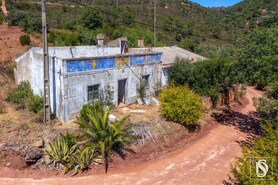 Moradia T3 - Queren�a, Loul�, Faro (Algarve)