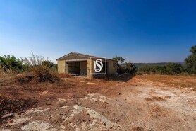 Moradia T1 - Santa B�rbara de Nexe, Loul�, Faro (Algarve) - Miniatura: 34/46