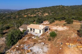 Moradia T1 - Santa B�rbara de Nexe, Loul�, Faro (Algarve) - Miniatura: 36/46