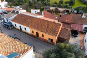 Moradia T3 - Alte, Loul�, Faro (Algarve) - Miniatura: 13/49