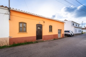 Moradia T3 - Alte, Loul�, Faro (Algarve) - Miniatura: 44/49