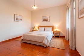 Moradia T3 - Alte, Loul�, Faro (Algarve) - Miniatura: 48/49