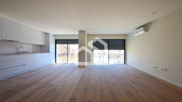 Apartamento T2 - Espinho, Espinho, Aveiro - Imagem grande