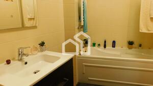 Apartamento T2 - S�o Felix da Marinha, Vila Nova de Gaia, Porto - Miniatura: 20/25