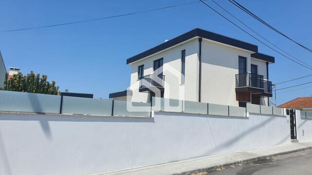 Moradia T4 - Esmoriz, Ovar, Aveiro - Imagem grande