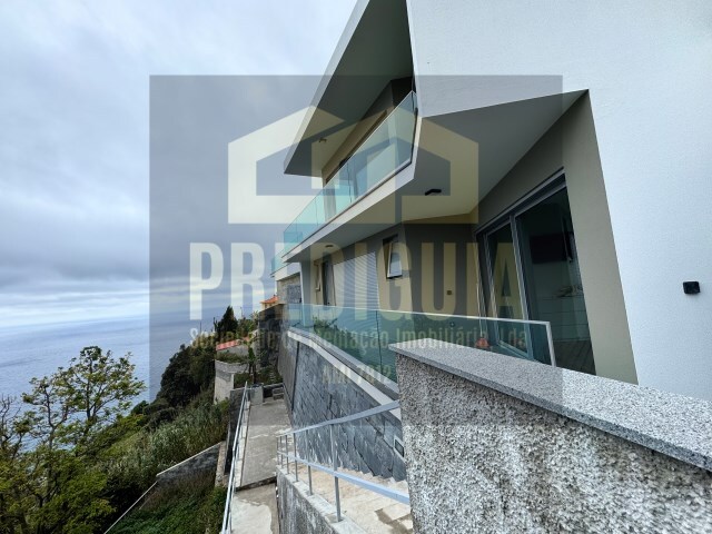 Moradia T2 - Arco da Calheta, Calheta (Madeira), Ilha da Madeira - Imagem grande