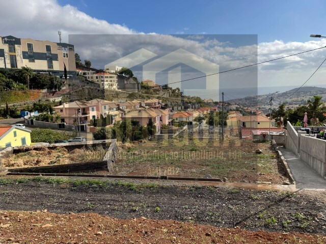 Terreno Urbano - So Roque, Funchal, Ilha da Madeira - Imagem grande