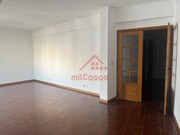 Apartamento T2 - Santa Maria, Torres Vedras, Lisboa - Miniatura: 5/9