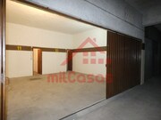 Garagem - Santa Maria, Torres Vedras, Lisboa