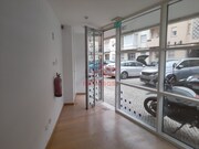 Loja - Algs, Oeiras, Lisboa - Miniatura: 1/9