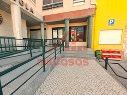 Loja - A.  dos Cunhados, Torres Vedras, Lisboa