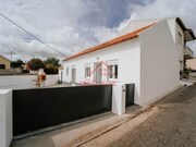 Moradia T2 - Ramalhal, Torres Vedras, Lisboa - Miniatura: 1/9