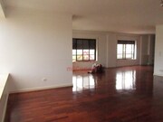 Apartamento T5 - Santa Maria, Torres Vedras, Lisboa - Miniatura: 1/9