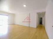 Apartamento T2 - Santa Maria, Torres Vedras, Lisboa - Miniatura: 3/9