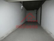Garagem - A.  dos Cunhados, Torres Vedras, Lisboa - Miniatura: 8/9