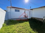 Moradia T2 - S�o Pedro da Cadeira, Torres Vedras, Lisboa - Miniatura: 1/9