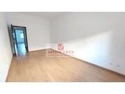 Apartamento T2 - Rio de Mouro, Sintra, Lisboa - Miniatura: 6/9