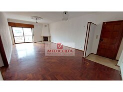 Apartamento T2 - Algueiro, Sintra, Lisboa