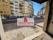 Garagem - Queluz e Belas, Sintra, Lisboa - Miniatura: 2/9
