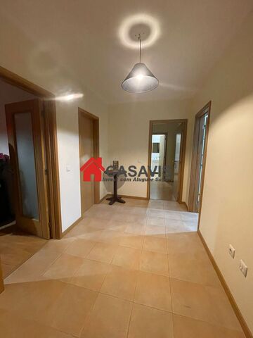Quarto T4 - Viseu, Viseu, Viseu - Imagem grande