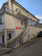 Pr�dio - Canas de Senhorim, Nelas, Viseu - Miniatura: 1/12