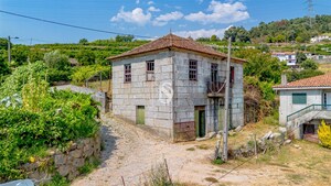 Moradia T3 - Santa Marinha do Z�zere, Bai�o, Porto