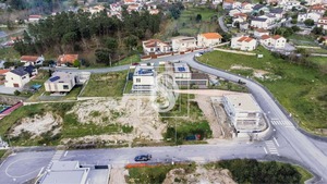 Terreno Rstico T0 - Amarante, Amarante, Porto - Miniatura: 21/41