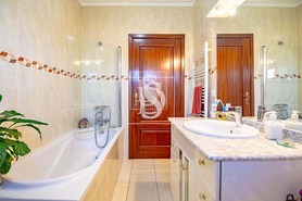 Moradia > T6 - Vila Garcia, Amarante, Porto - Miniatura: 8/29