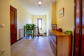 Moradia > T6 - Vila Garcia, Amarante, Porto - Miniatura: 9/29