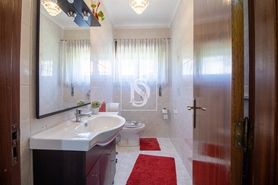 Moradia T4 - Teixeira, Bai�o, Porto - Miniatura: 28/39