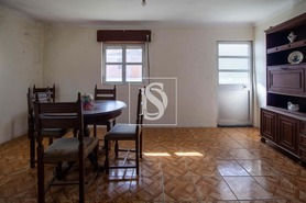 Moradia T5 - Sedielos, Peso da R�gua, Vila Real - Miniatura: 9/25