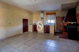 Moradia T5 - Sedielos, Peso da R�gua, Vila Real - Miniatura: 23/25