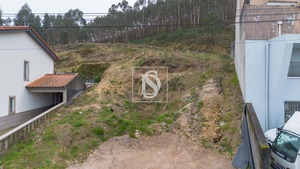 Terreno Rstico T0 - Vandoma, Paredes, Porto - Miniatura: 1/24