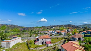 Moradia T1 - Loivos do Monte, Bai�o, Porto - Miniatura: 1/23