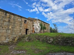 Moradia T4 - Anreade, Resende, Viseu - Miniatura: 53/54