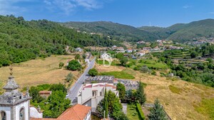 Moradia T5 - Teixeira, Bai�o, Porto - Miniatura: 34/45
