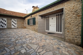 Moradia - Sobrosa, Paredes, Porto