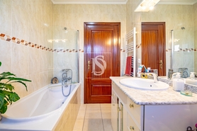 Moradia > T6 - Vila Garcia, Amarante, Porto - Miniatura: 9/41