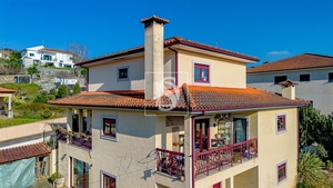 Moradia > T6 - Vila Garcia, Amarante, Porto - Miniatura: 37/41