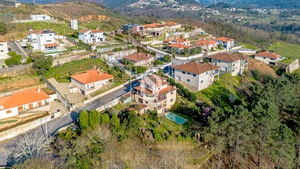 Moradia > T6 - Vila Garcia, Amarante, Porto - Miniatura: 38/41