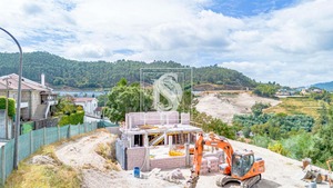 Moradia T3 - Amarante, Amarante, Porto - Miniatura: 33/33