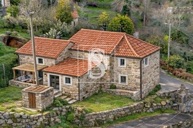 Moradia T2 - Paredes de Viadores, Marco de Canaveses, Porto - Miniatura: 1/46